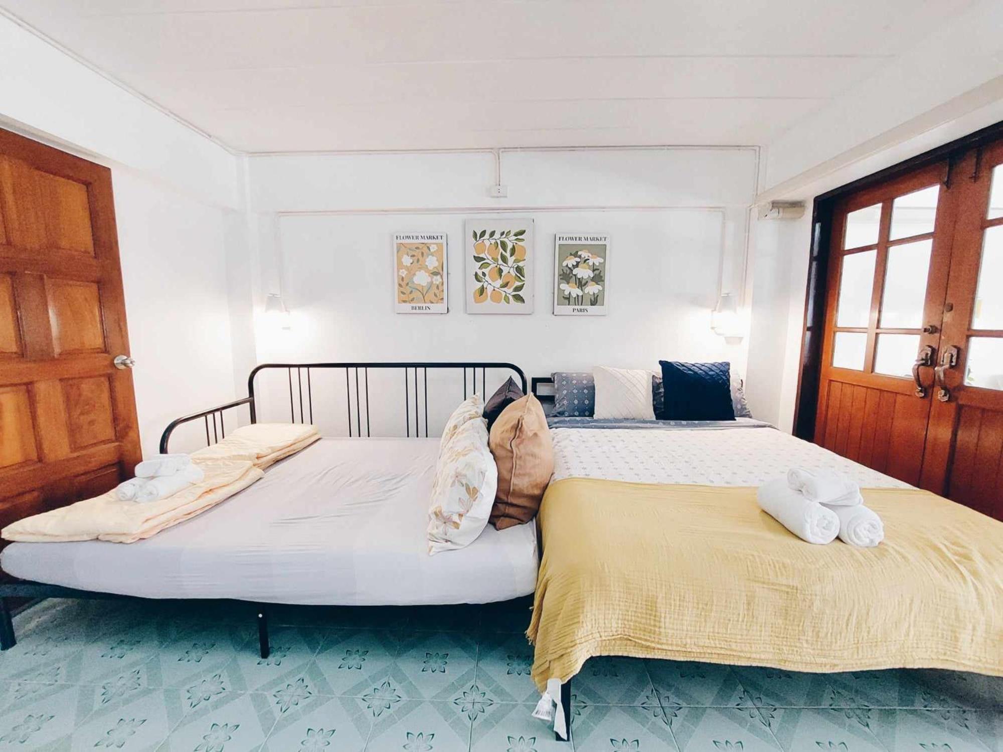 Hello Sunshine Hostel Phra Nakhon Si Ayutthaya Ngoại thất bức ảnh