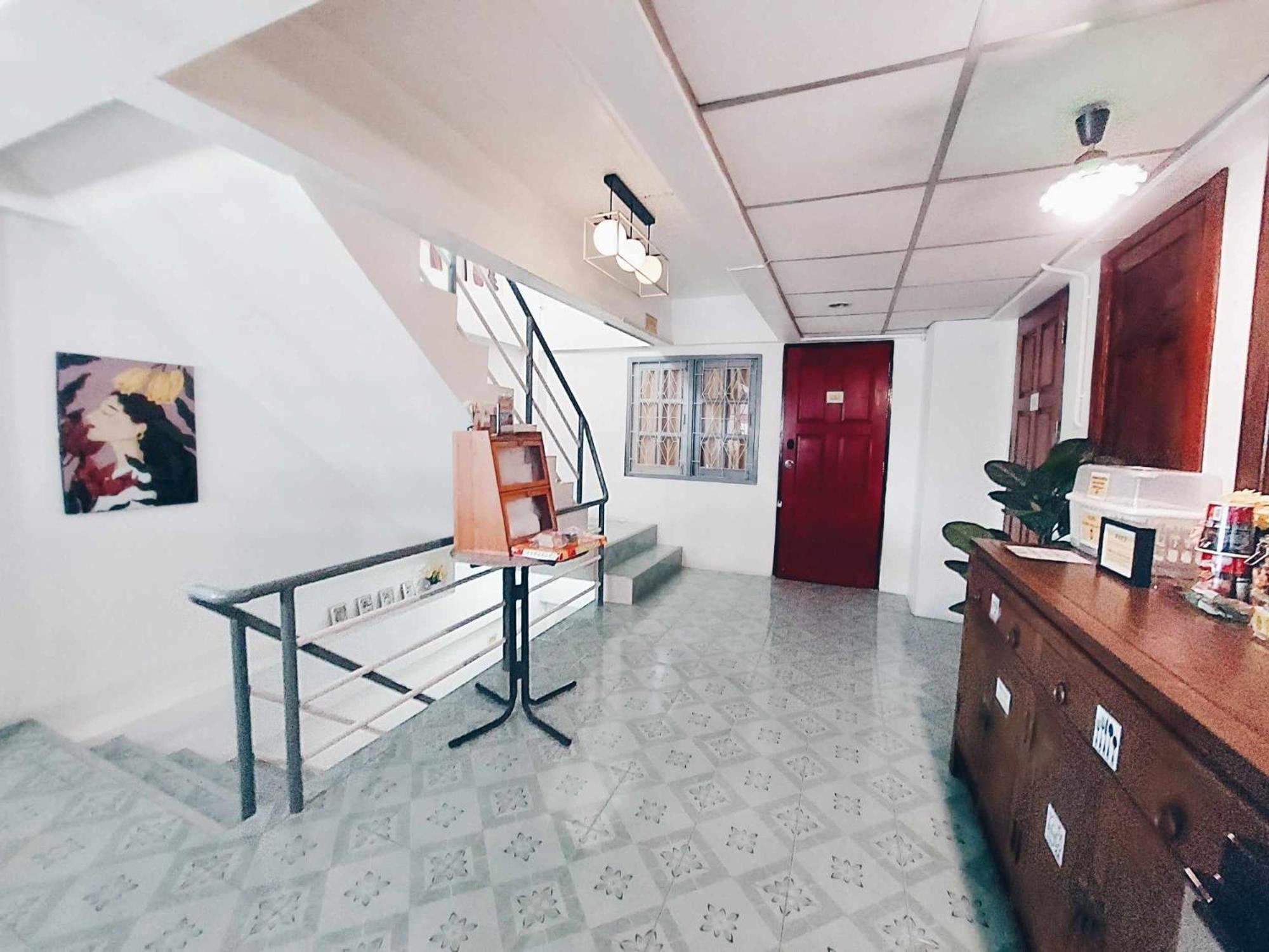 Hello Sunshine Hostel Phra Nakhon Si Ayutthaya Ngoại thất bức ảnh