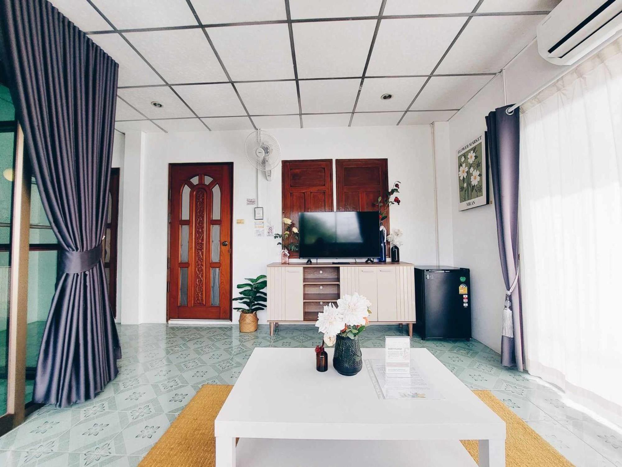 Hello Sunshine Hostel Phra Nakhon Si Ayutthaya Ngoại thất bức ảnh
