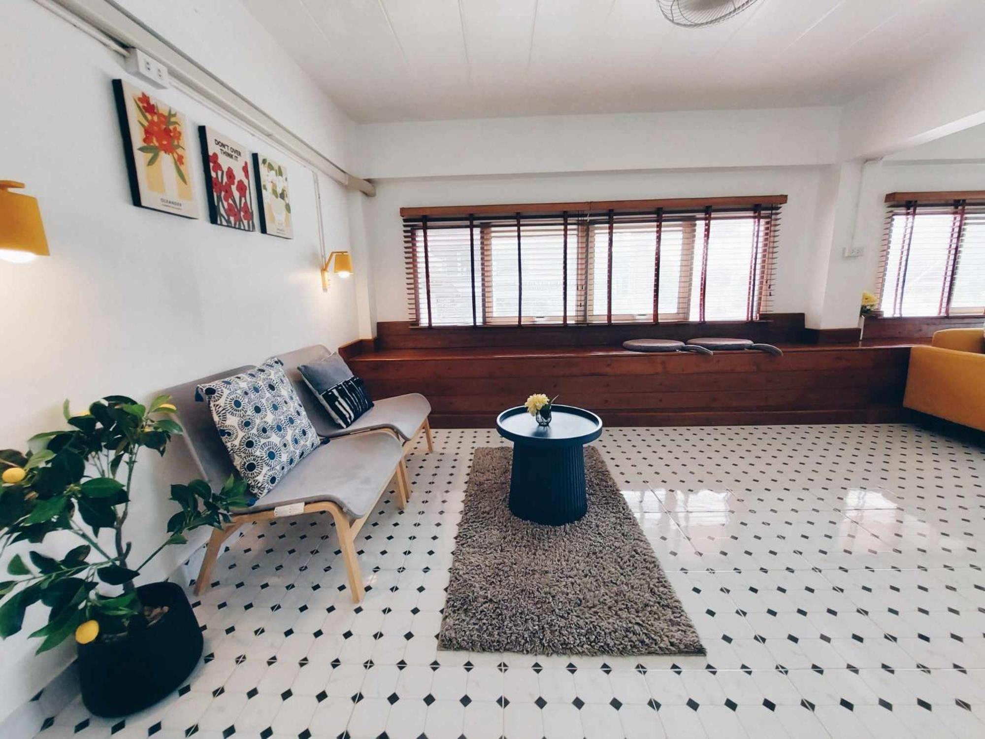 Hello Sunshine Hostel Phra Nakhon Si Ayutthaya Ngoại thất bức ảnh