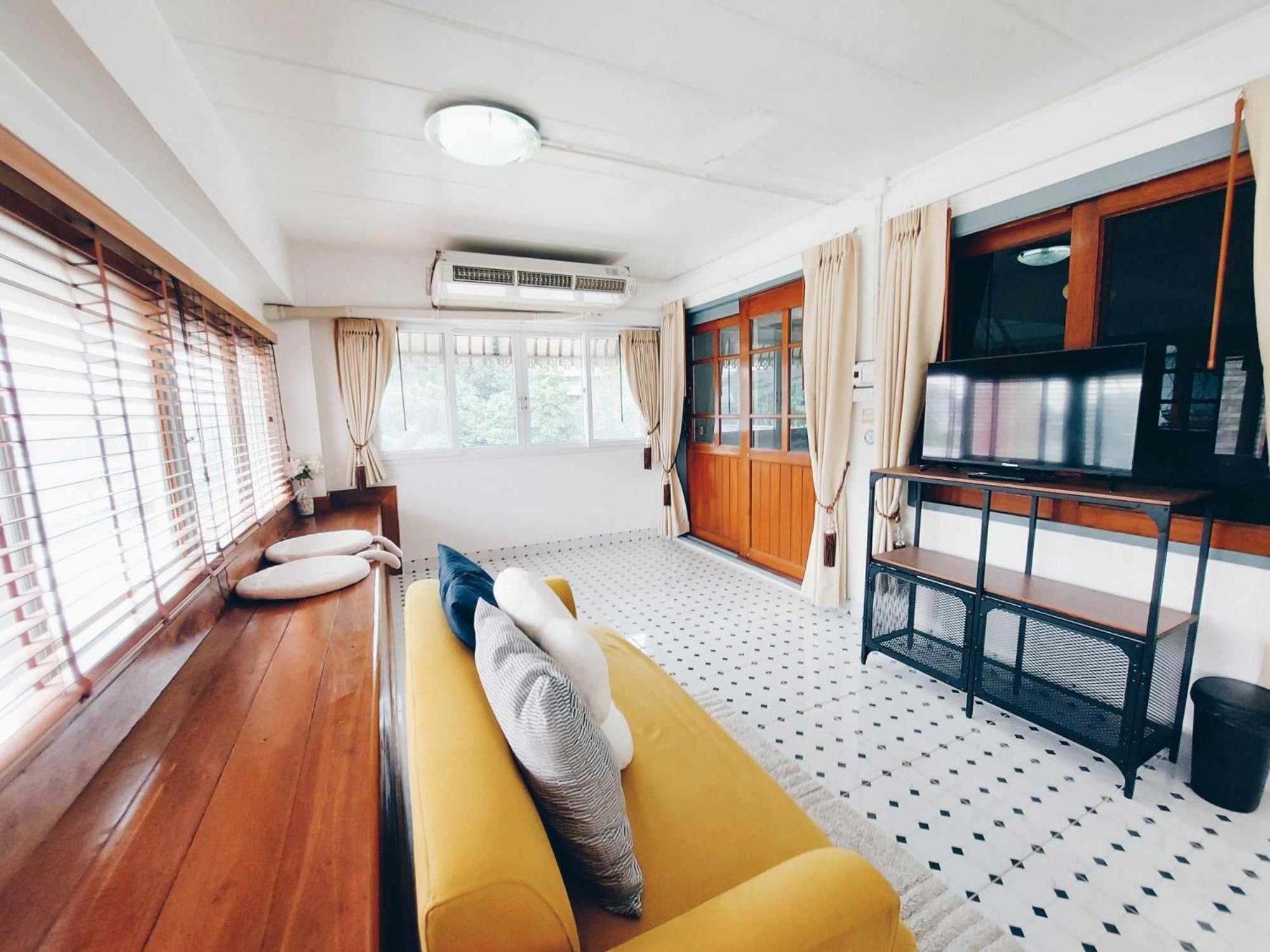 Hello Sunshine Hostel Phra Nakhon Si Ayutthaya Ngoại thất bức ảnh